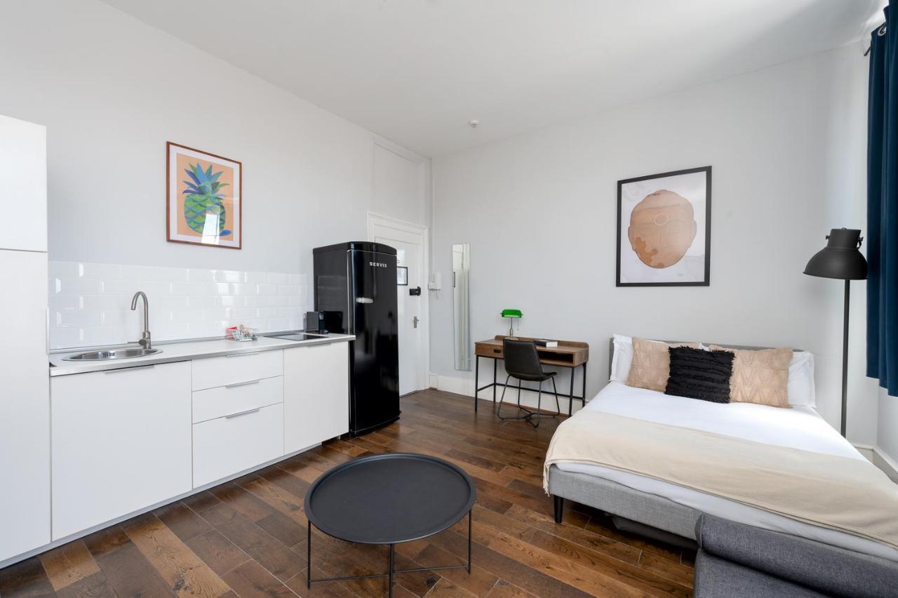 D8 House Apartment London Exterior photo